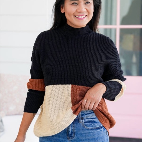ANDREE BY UNIT Sweaters - Color block sweater by Andre by unit